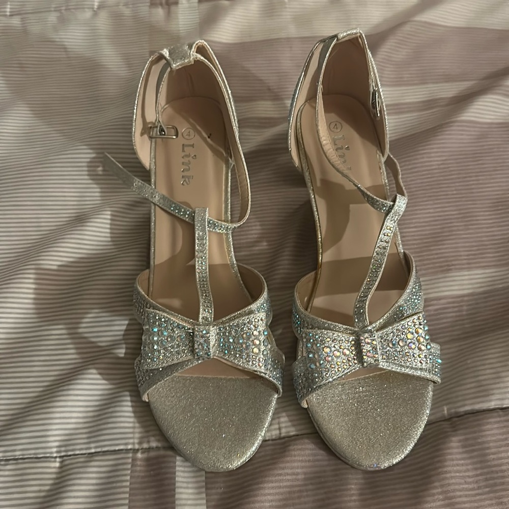 Link girl dress shoes